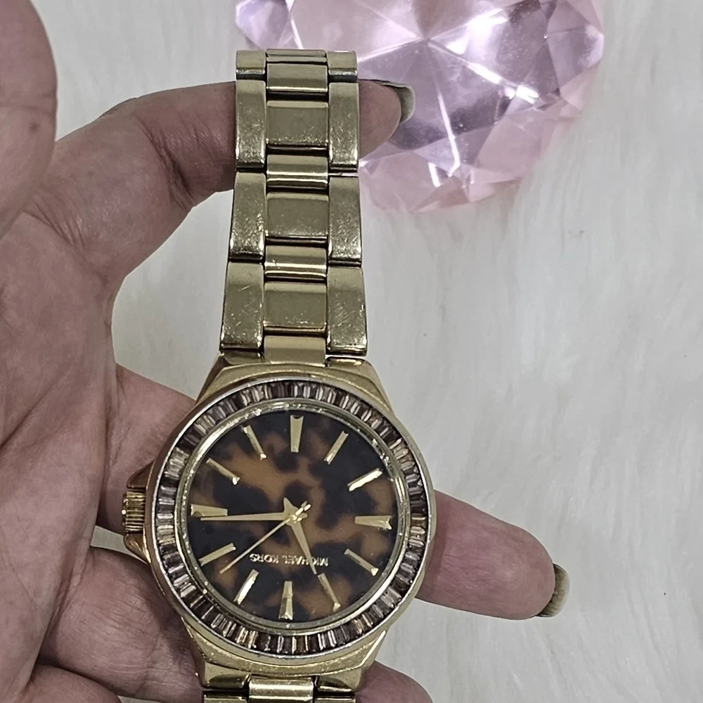 Michael kors women watch brown and gold color MK5723